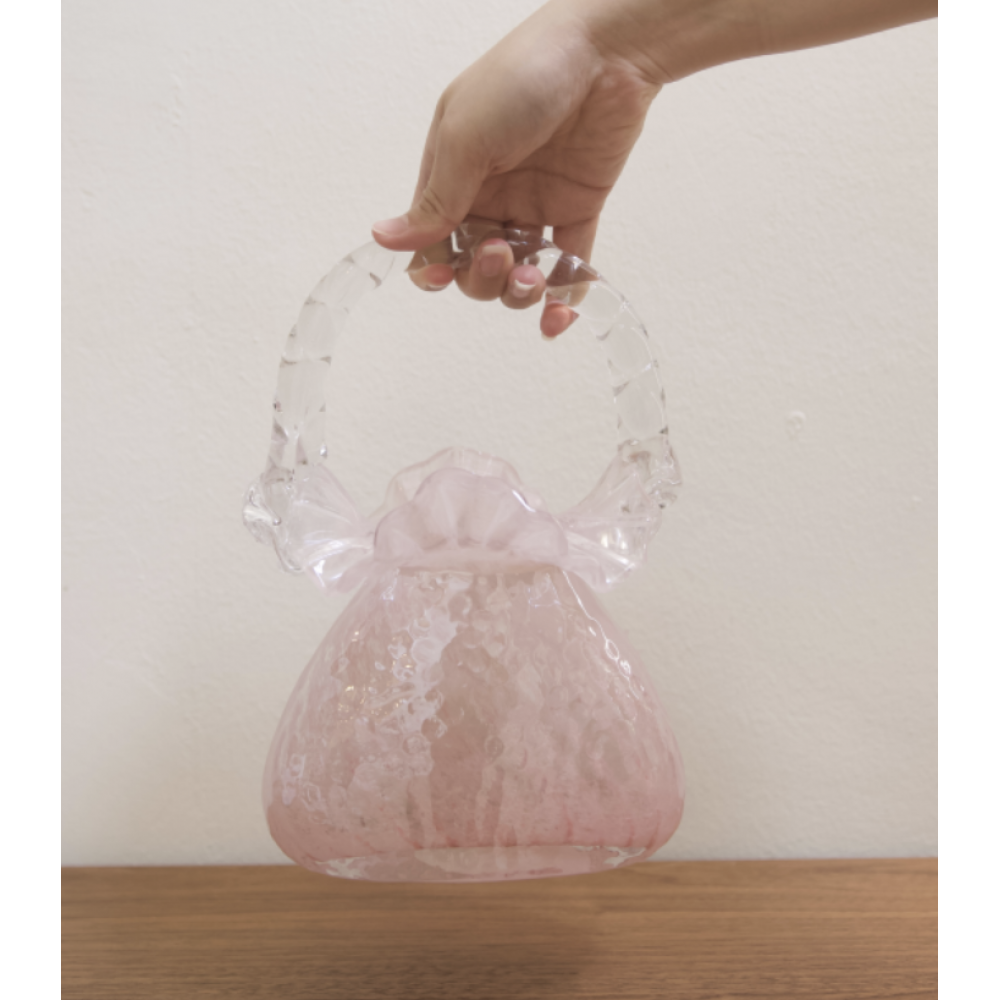 Freestyle vase arrangement: $150 budget